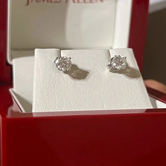 14K White Gold Lab Diamond Stud Earrings - Picture 1 of 8
